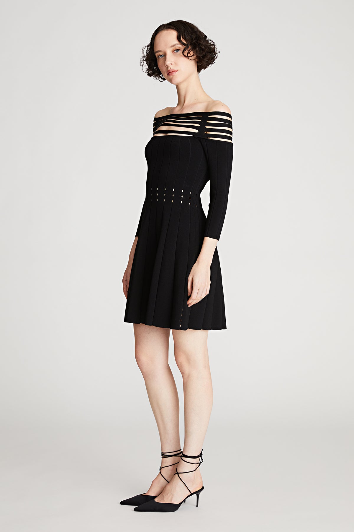 Heather Dress In Matte Viscose – Halston