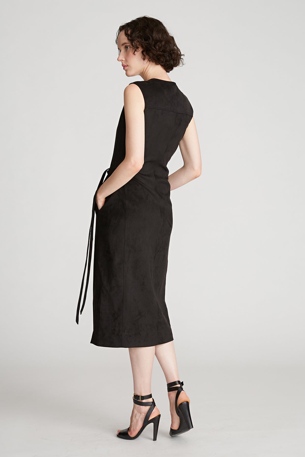 halston ultrasuede shirt dress Halston Ultrasuede Belted Shirt Dress