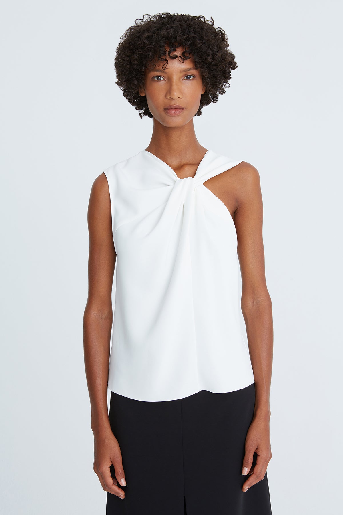 Valencia Crepe Twist Top – Halston