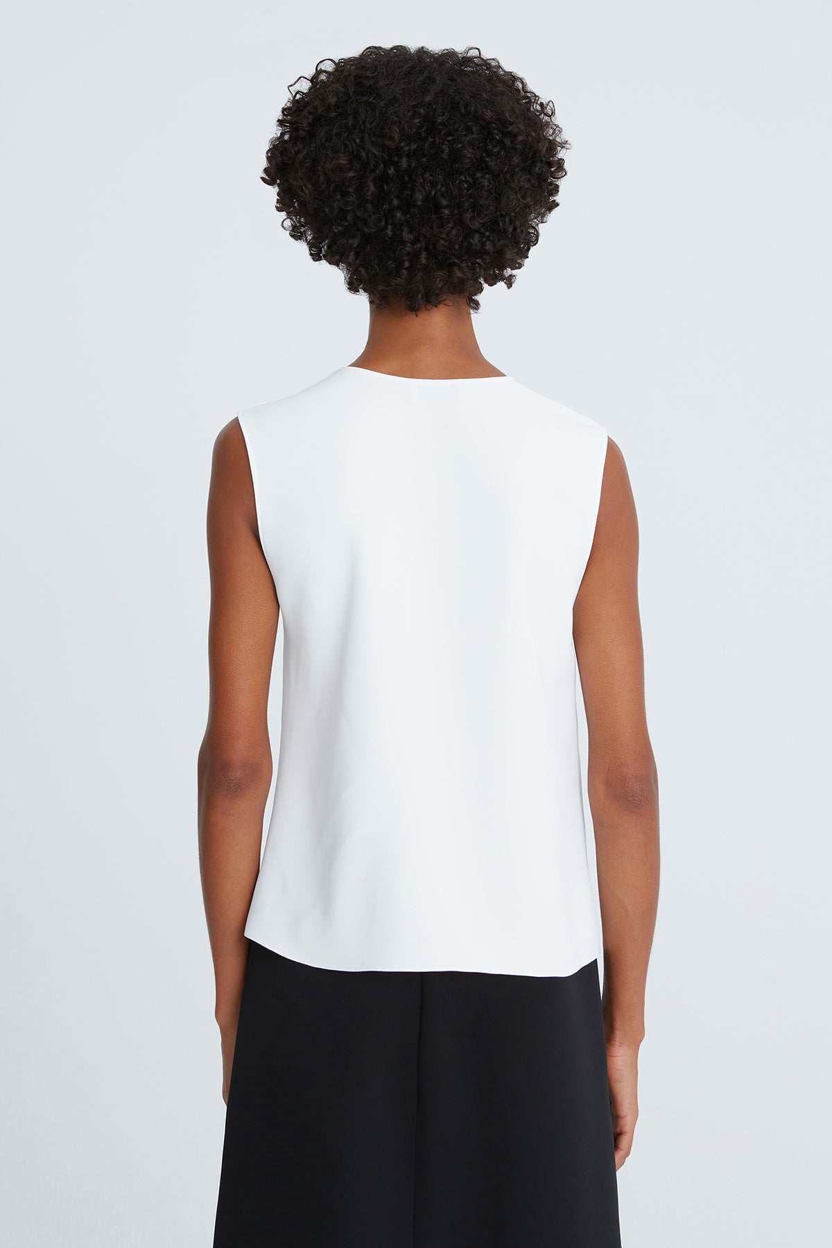 Valencia Crepe Twist Top – Halston