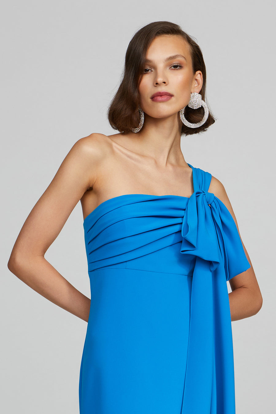 Olivia Gown In Crepe Halston Olivia Gown In Crepe Halston