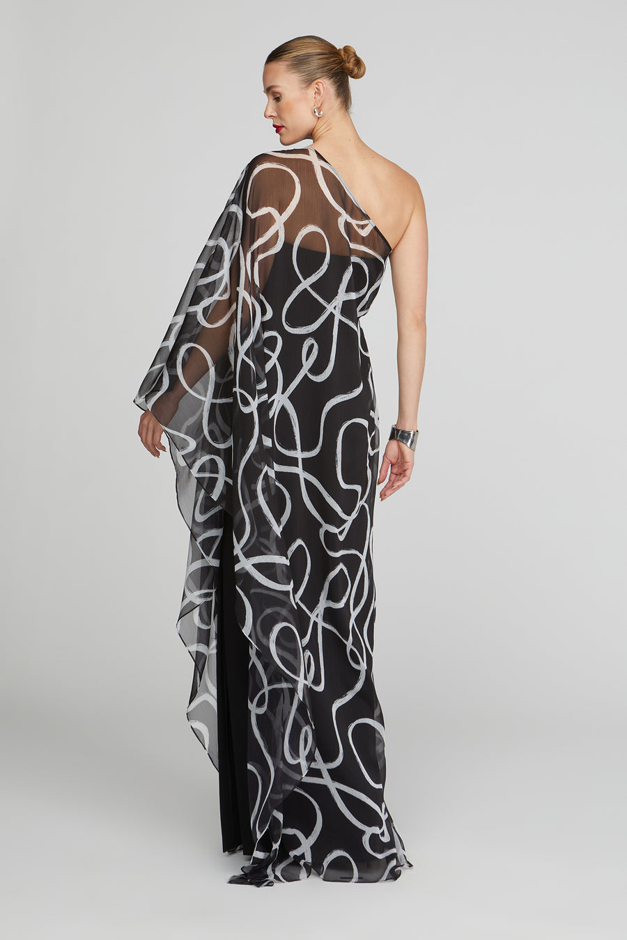 Elodie Chiffon Caftan 8 / Black Ribbon Elodie Chiffon Caftan 8 / Black Ribbon