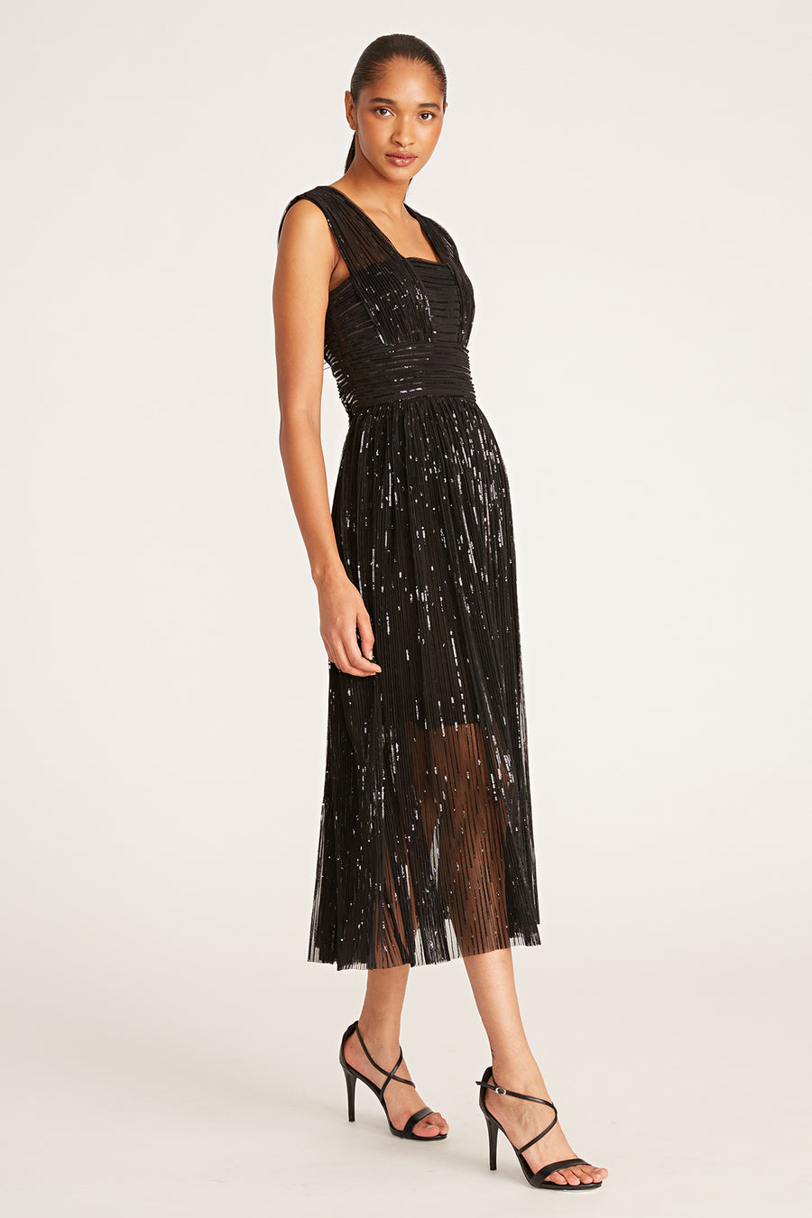 Liana Dress In Pleated Sequins