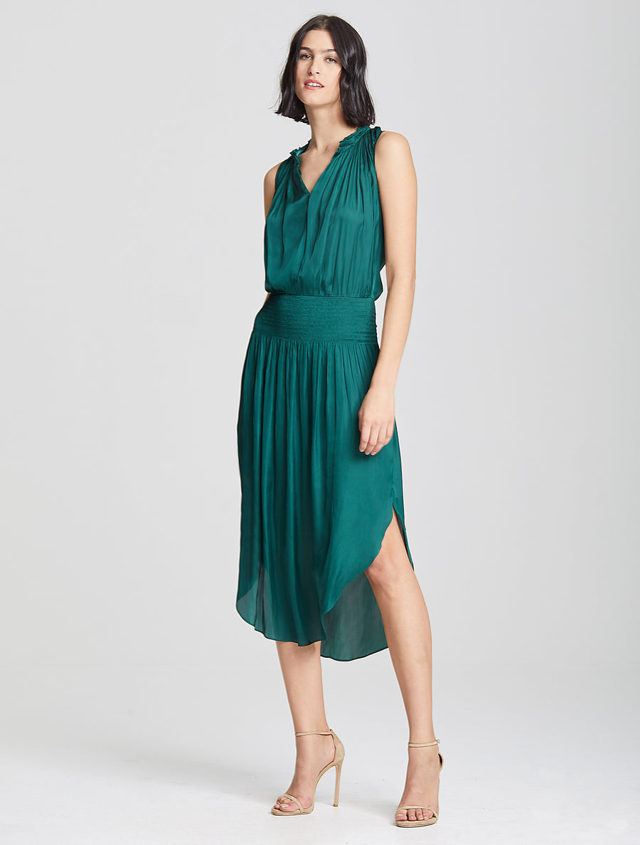 Halston - Smock Waist Dress - 2020 Ready To Wear Collection Halston - Smock Waist Dress - 2020 Ready To Wear Collection